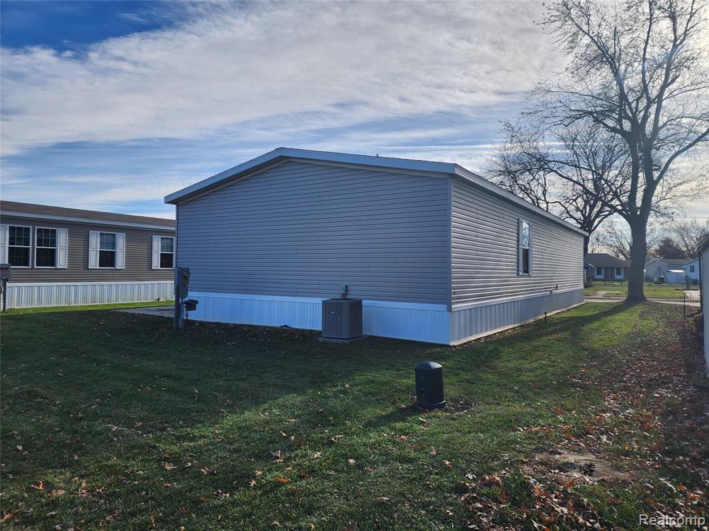650 W Adrian Street, Blissfield, MI 49228 — Photo 37