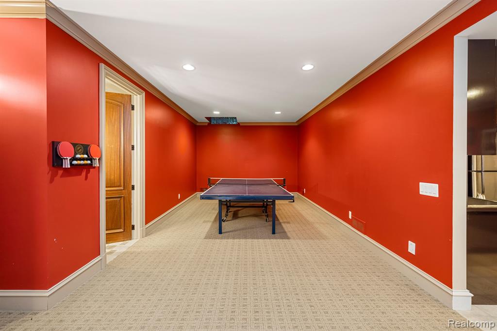 4326 COMMERCE Road, Orchard Lake Village, MI 48324 — Photo 44