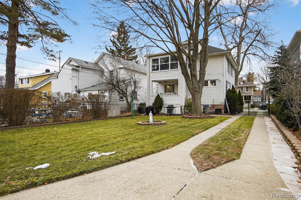 447 Maple Street, Wyandotte, MI 48192 — Photo 51