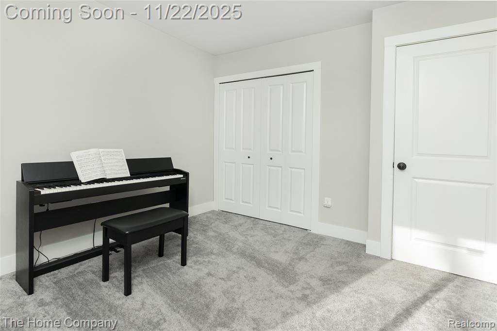 1226 E Bernhard Avenue, Hazel Park, MI 48030 — Photo 29