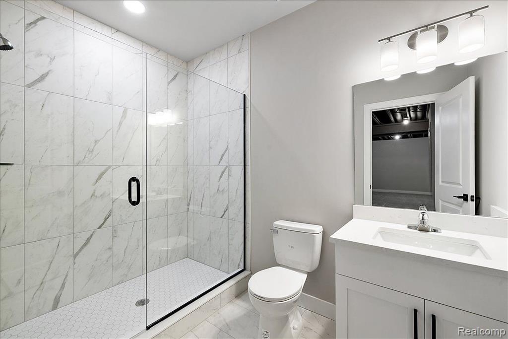 50896 MISTWOOD Drive, Macomb, MI 48042 — Photo 78