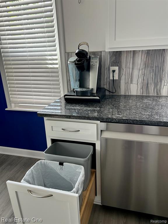 2075 Deering Street, Garden City, MI — Photo 15