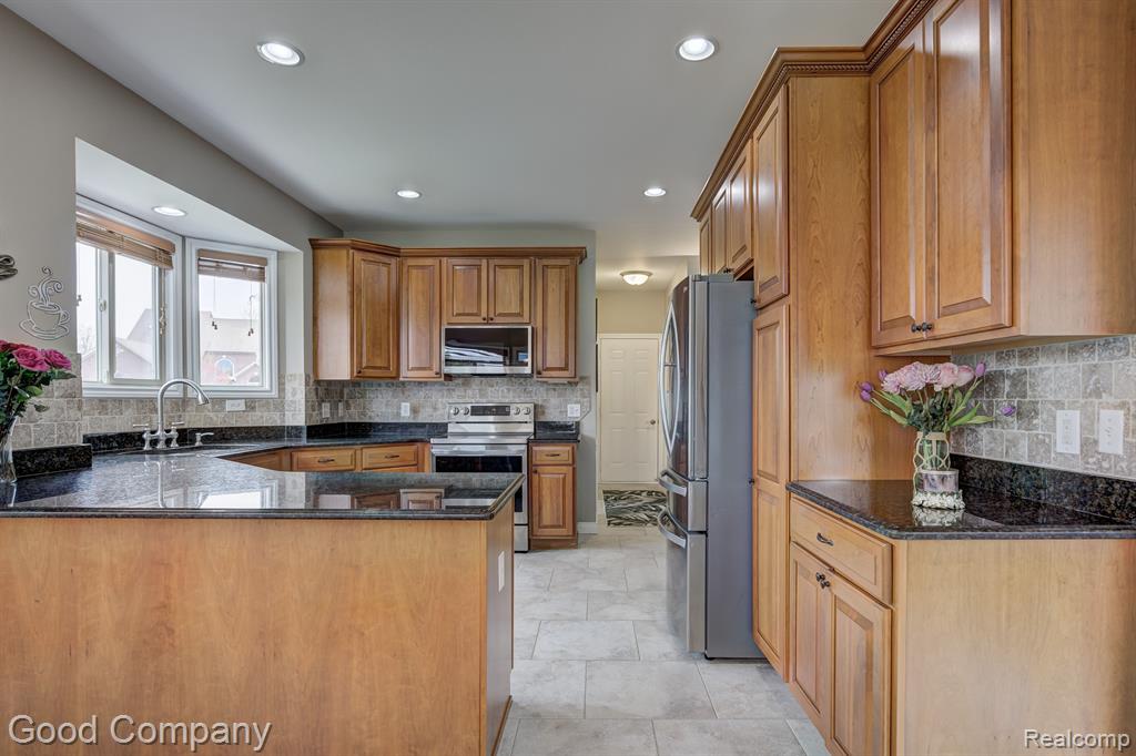 63705 MONTICELLO E, Washington, MI 48095 — Photo 17