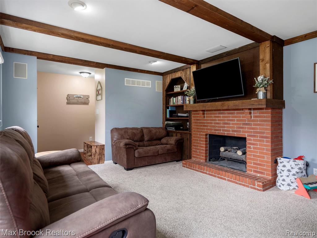 54241 Sunderland Drive, Shelby Twp, MI 48316 — Photo 20
