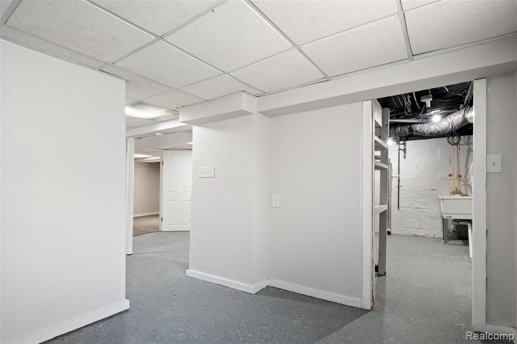 1387 University Avenue, Lincoln Park, MI 48146 — Photo 37
