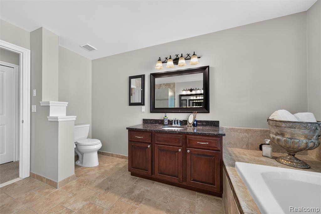 6828 Merrick Drive, Troy, MI 48098 — Photo 39