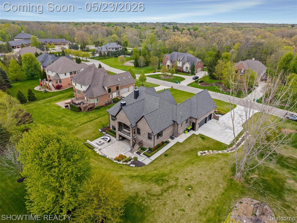 4805 Woodland Hills Drive, Rochester, MI 48306 — Photo 54