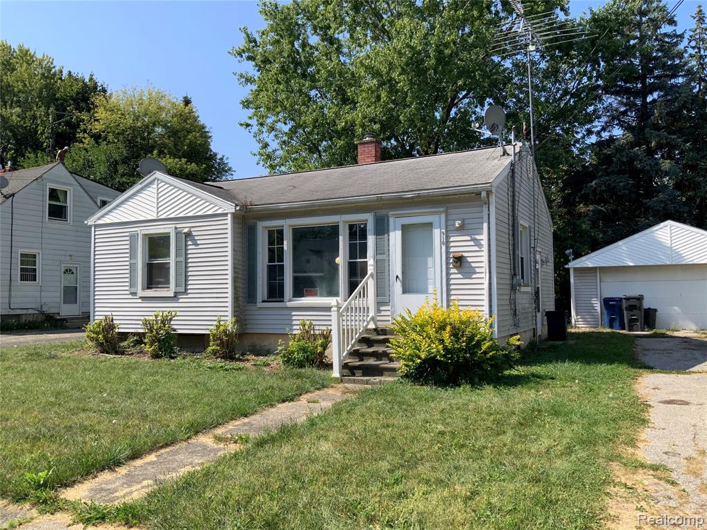910 Hubbard Avenue, Flint, MI 48503 — Photo 2