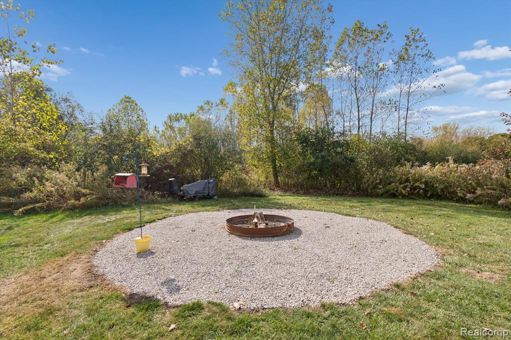 49765 Martz Road, Van Buren, MI 48111 — Photo 52