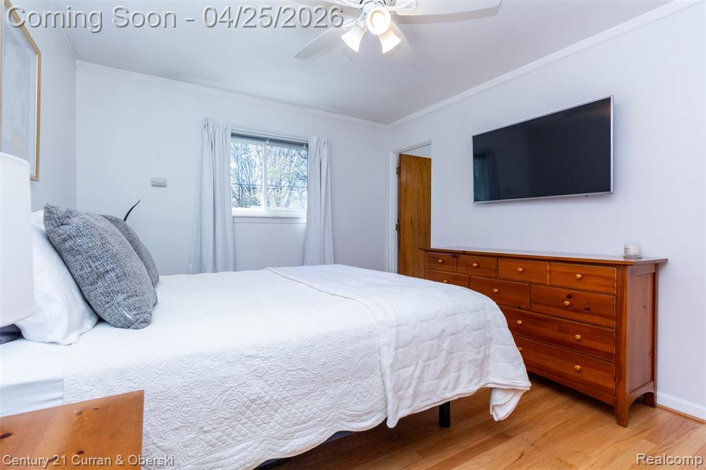 22803 Manning Street, Farmington, MI 48336 — Photo 18