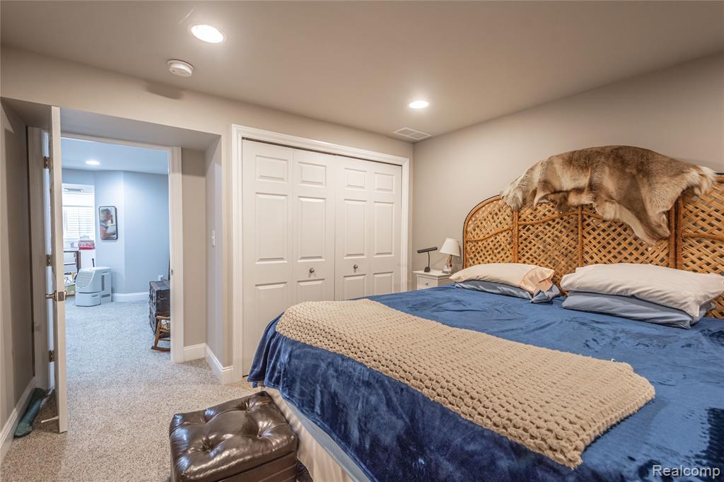 582 Snowbird Circle E Circle E, St. Clair, MI 48079 — Photo 27