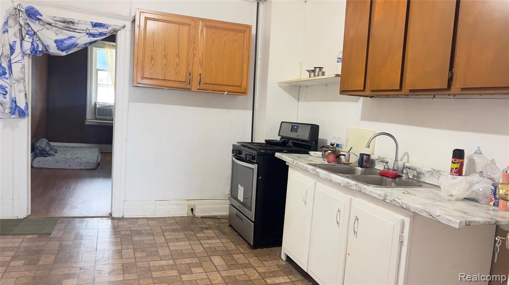 3170 Jacob Street, Hamtramck, MI 48212 — Photo 19