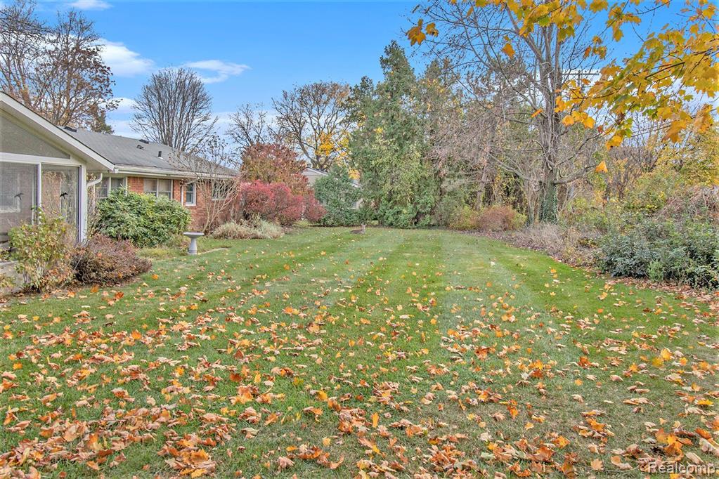 5730 Burnham Road, Bloomfield Hills, MI 48302 — Photo 20