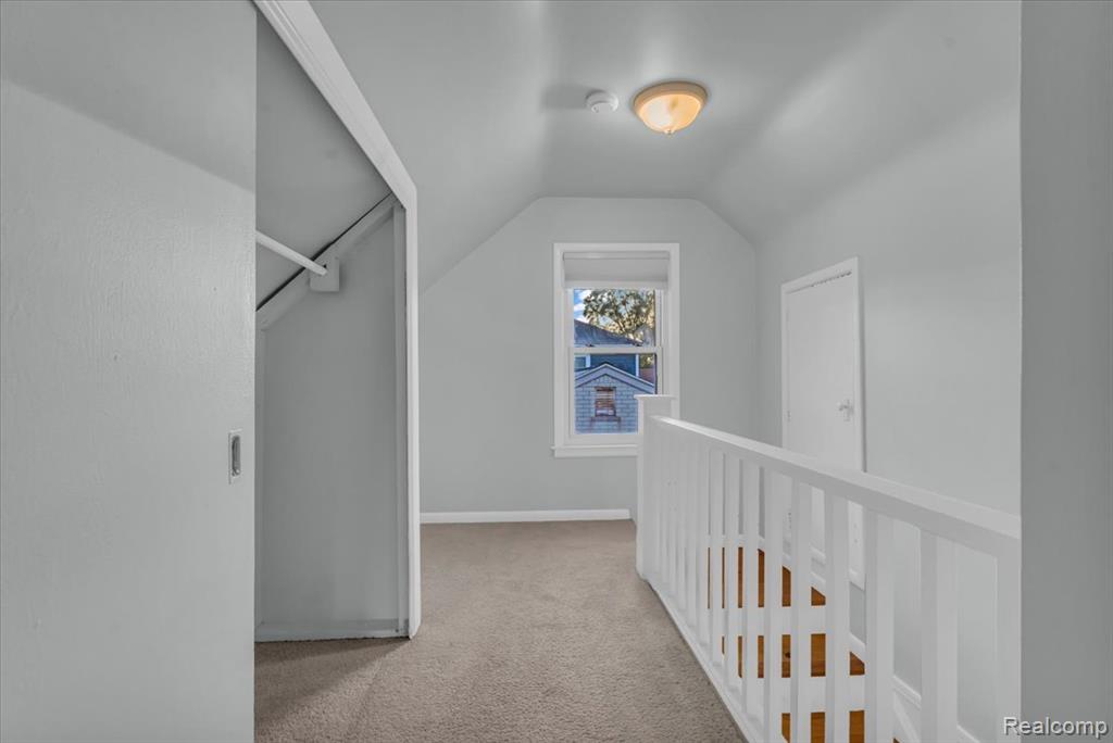 912 Woodsboro Drive, Royal Oak, MI 48067 — Photo 21