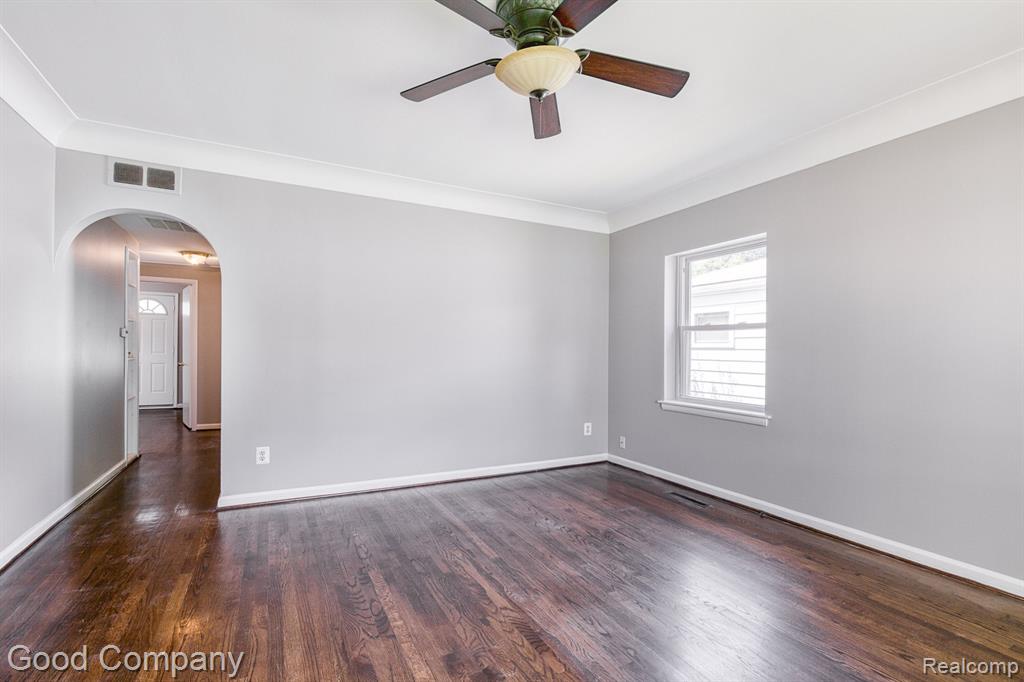 926 MILLARD Avenue, Royal Oak, MI 48073 — Photo 7