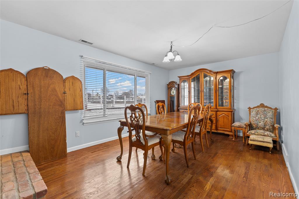 39520 Venetian Drive, Harrison Township, MI — Photo 17