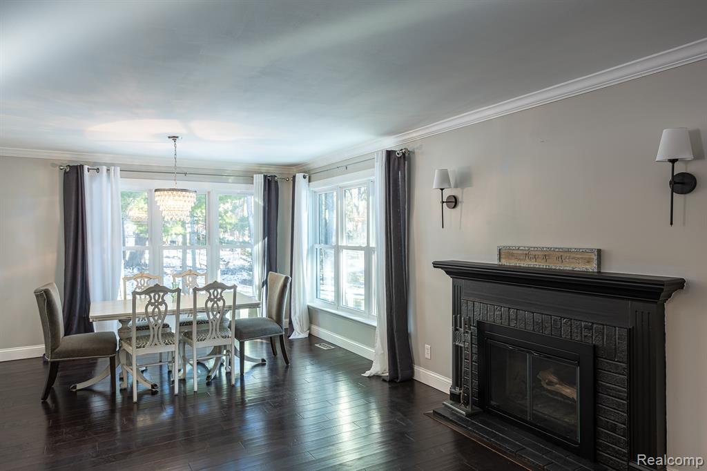 800 Grampian Avenue, Lake Orion, MI 48362 — Photo 17