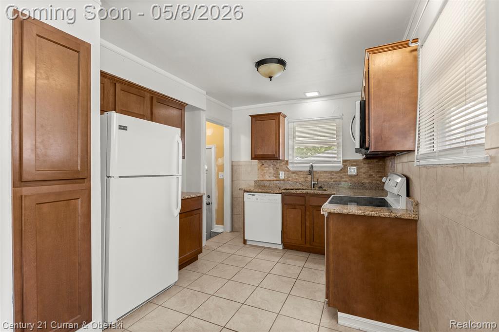 7609 Dudley Street, Taylor, MI 48180 — Photo 14