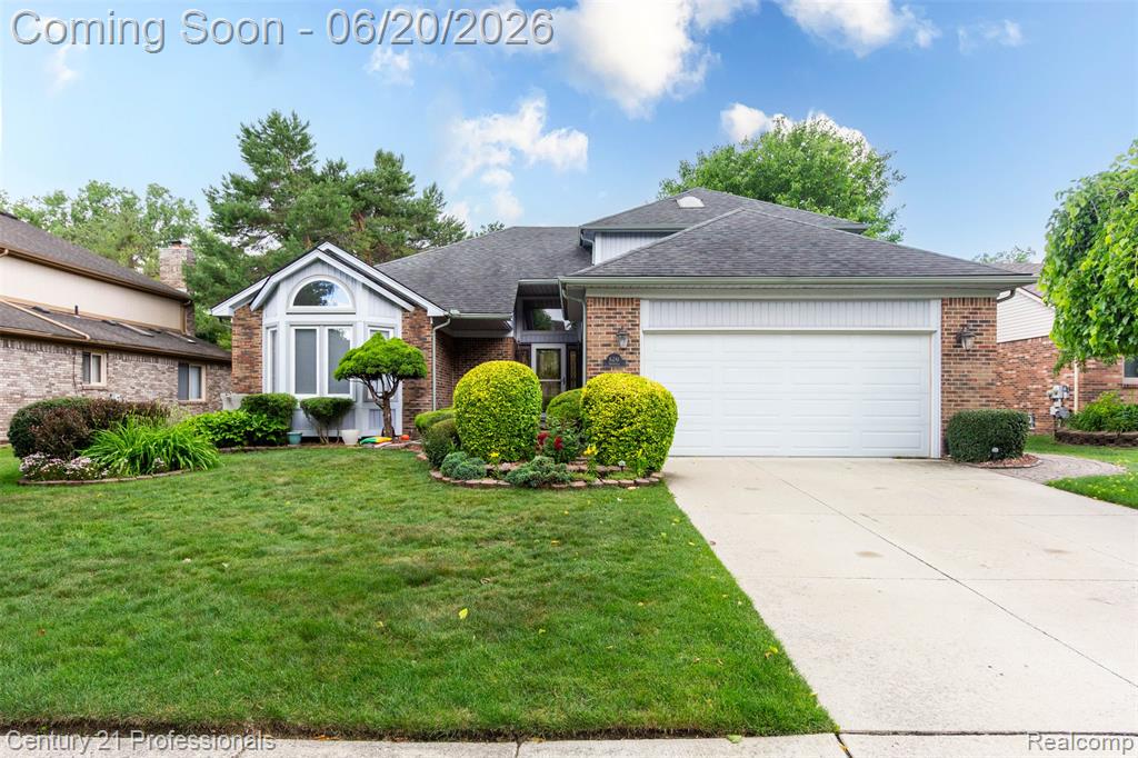 6241 Smithfield Drive, Troy, MI 48085 — front exterior
