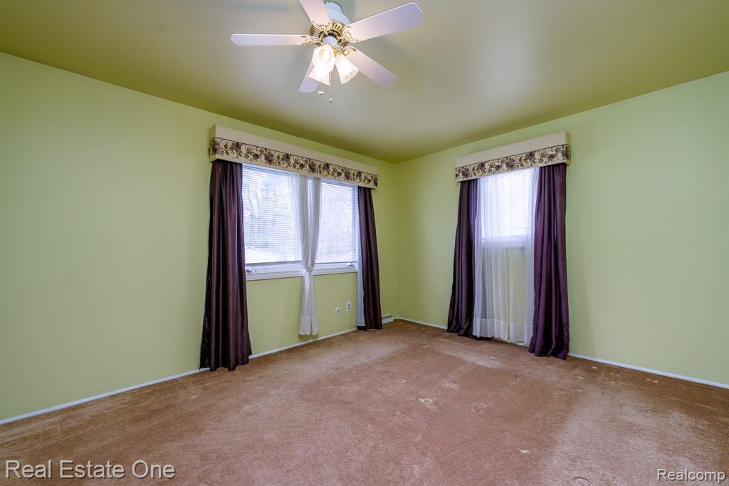 9243 Sherwood Drive, Davisburg, MI 48350 — Photo 35