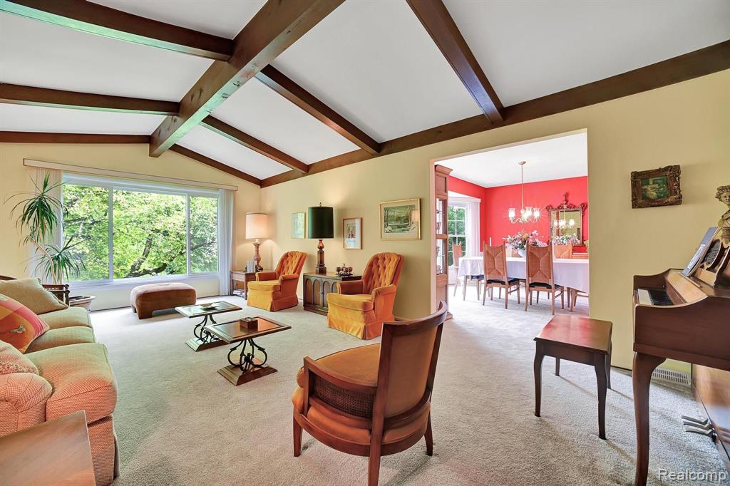 530 WHITEHALL Road, Bloomfield Hills, MI 48304 — Photo 16