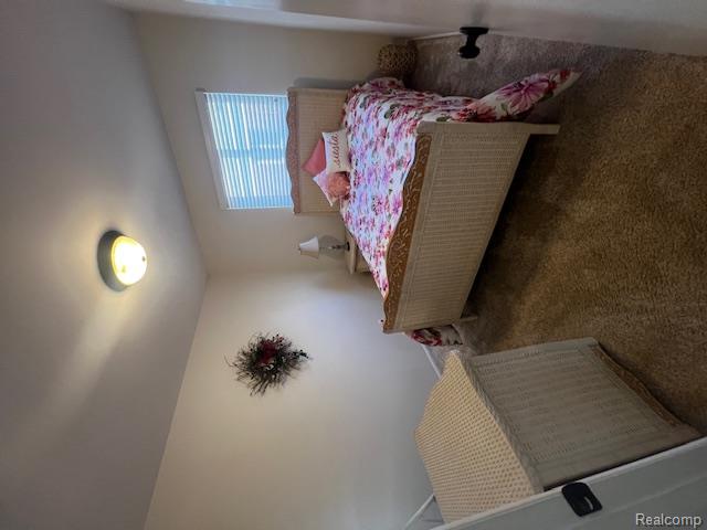5918 N Lafayette Avenue, Dearborn Heights, MI 48127 — Photo 6
