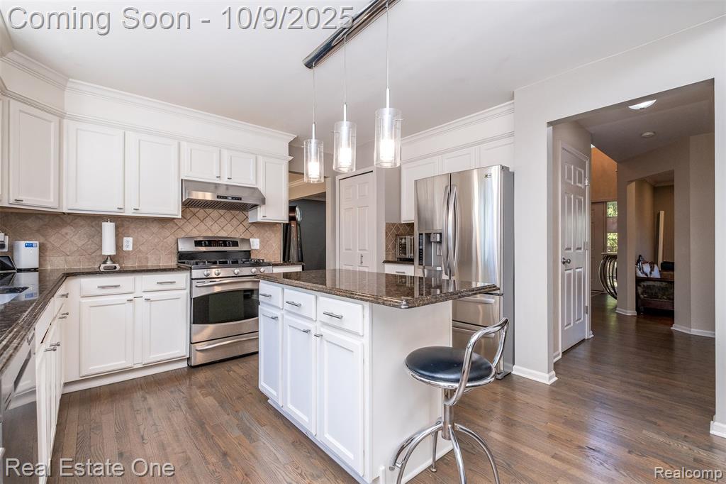 785 Akehurst Lane, White Lake, MI — Photo 16