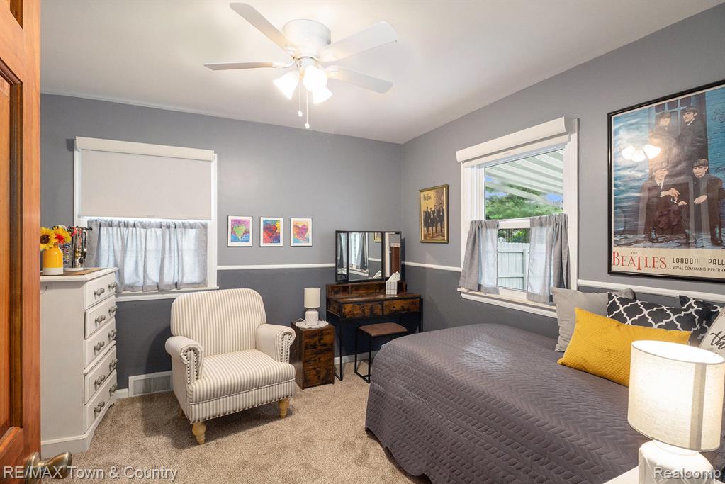 407 N McKinley Road, Flushing, MI 48433 — Photo 16