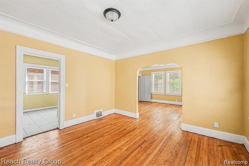 2984 CLEMENTS Street - Photo 4