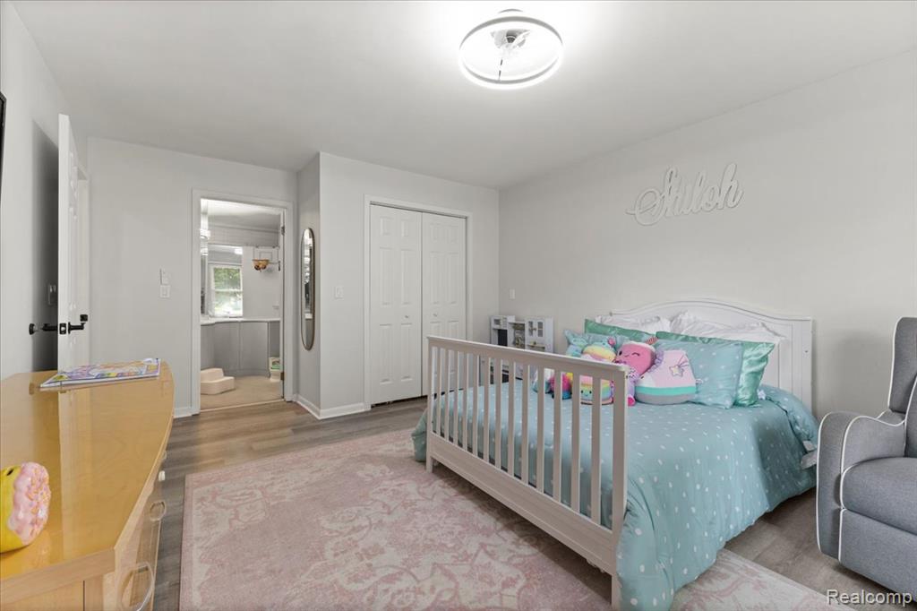 7570 Danbury Circle, West Bloomfield, MI — Photo 32