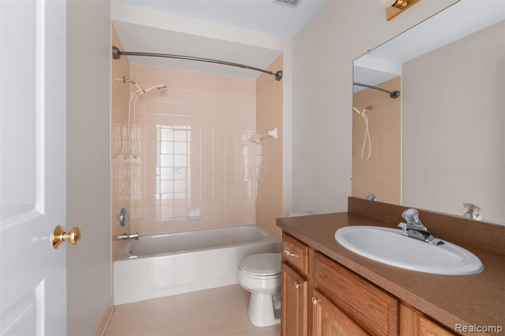 45815 Grant Court, Macomb, MI 48044 — Photo 19