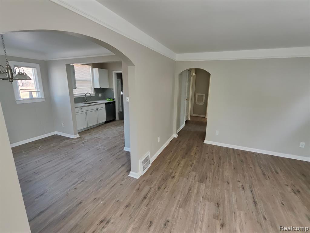 8354 COYLE Street, Detroit, MI 48228 — Photo 6