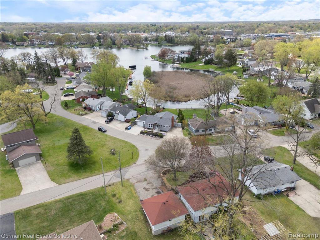 4583 FOREST Avenue, Waterford, MI 48328 — Photo 52