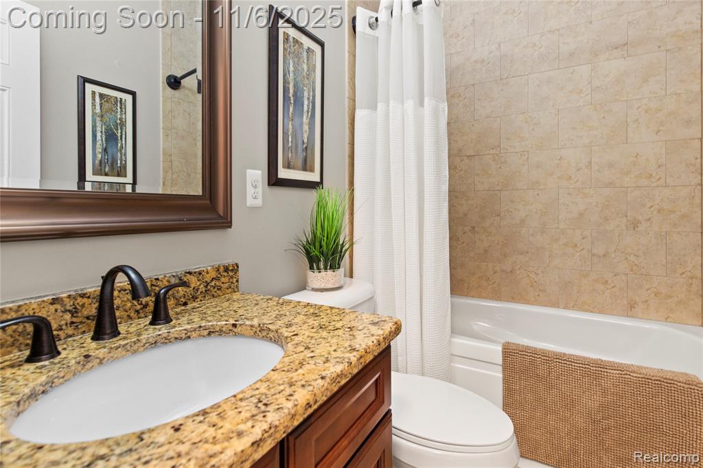 7458 Augusta Drive, 824, Washington, MI — Photo 14