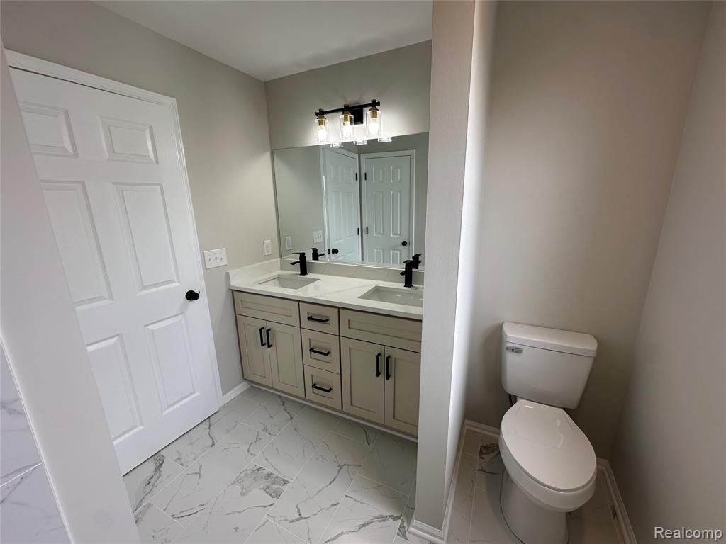56602 Winding Creek Drive, Macomb, MI 48042 — Photo 21
