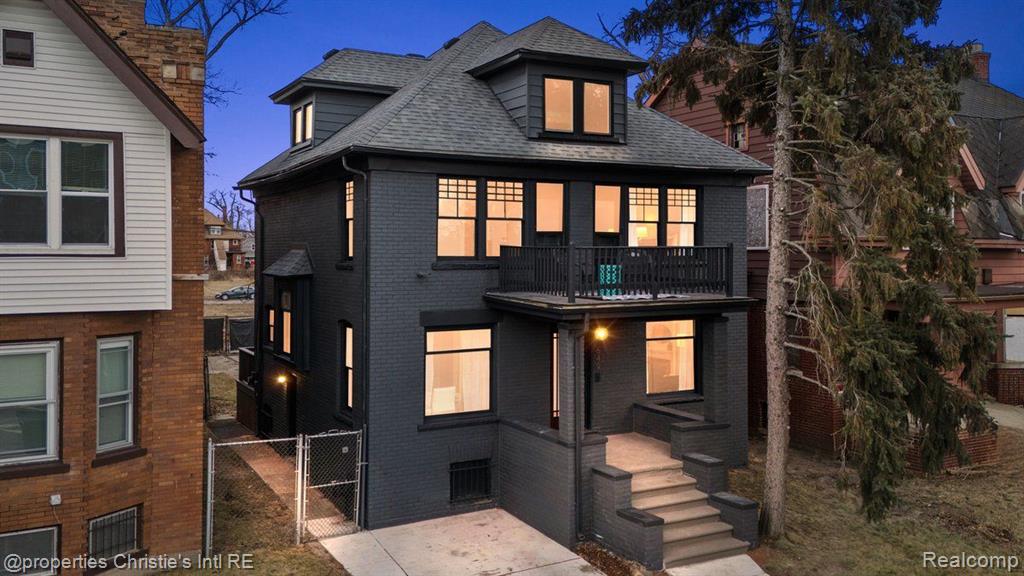 649 GLADSTONE Street, Detroit, MI 48202 — front exterior
