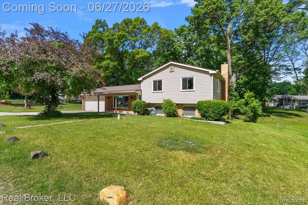 8320 Hillpoint Drive, Brighton, MI 48116 — Photo 30