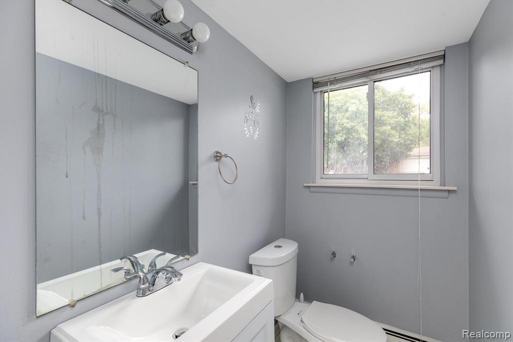 5559 Abington, West Bloomfield, MI — Photo 21