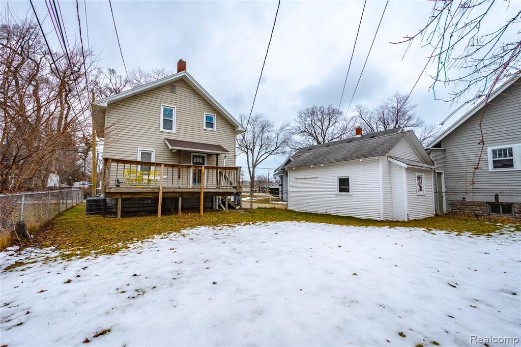 910 Church Street, Port Huron, MI 48060 — Photo 5