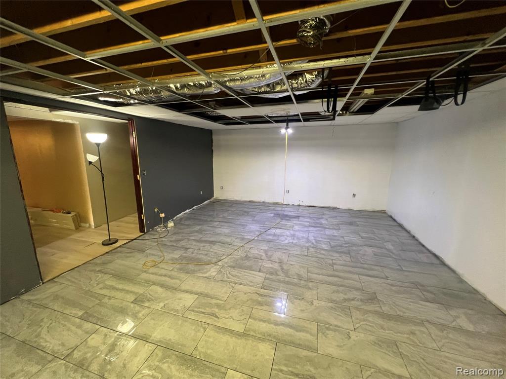 3417 W Ridgeway Avenue, Flint, MI 48504 — Photo 7