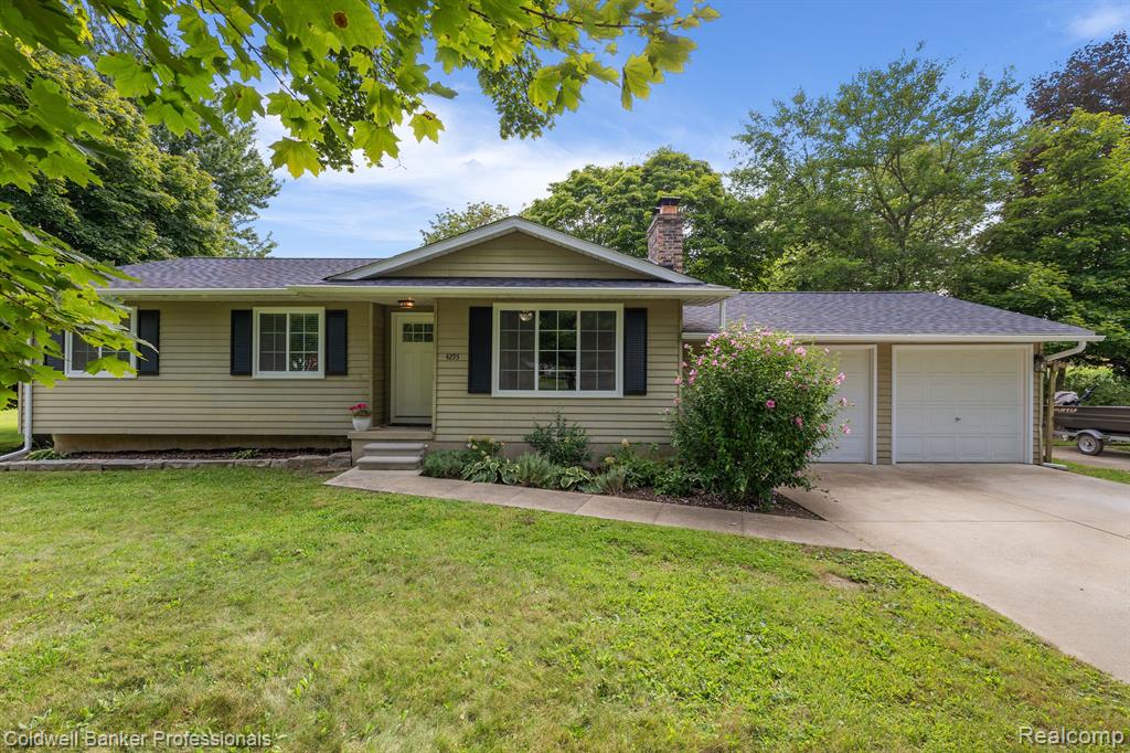 4293 LAPEER Street, Columbiaville, MI 48421 — Photo 2