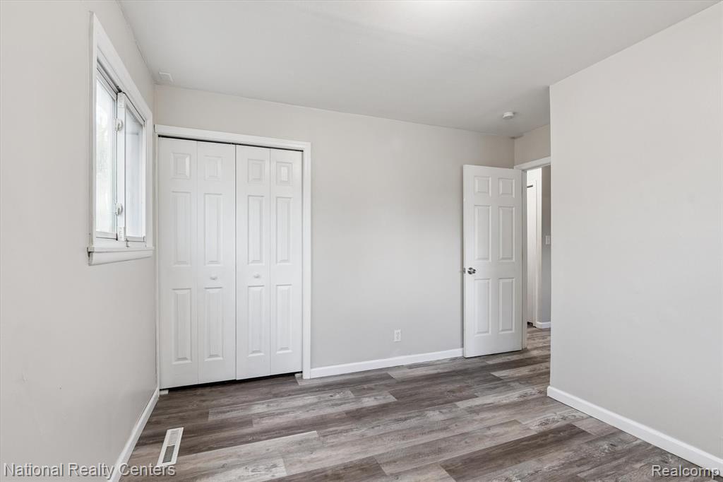 21901 Sloman Street, Oak Park, MI 48237 — Photo 21