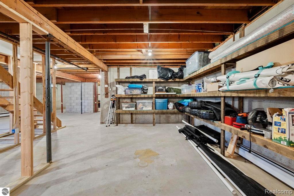 9086 N TOTTENHAM Drive, Traverse City, MI 49685 — Photo 61