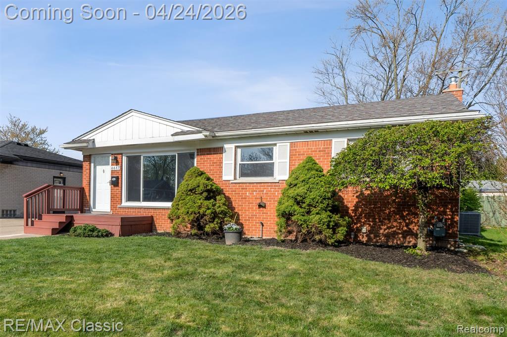 6647 Arcola Street, Garden City, MI — Photo 3
