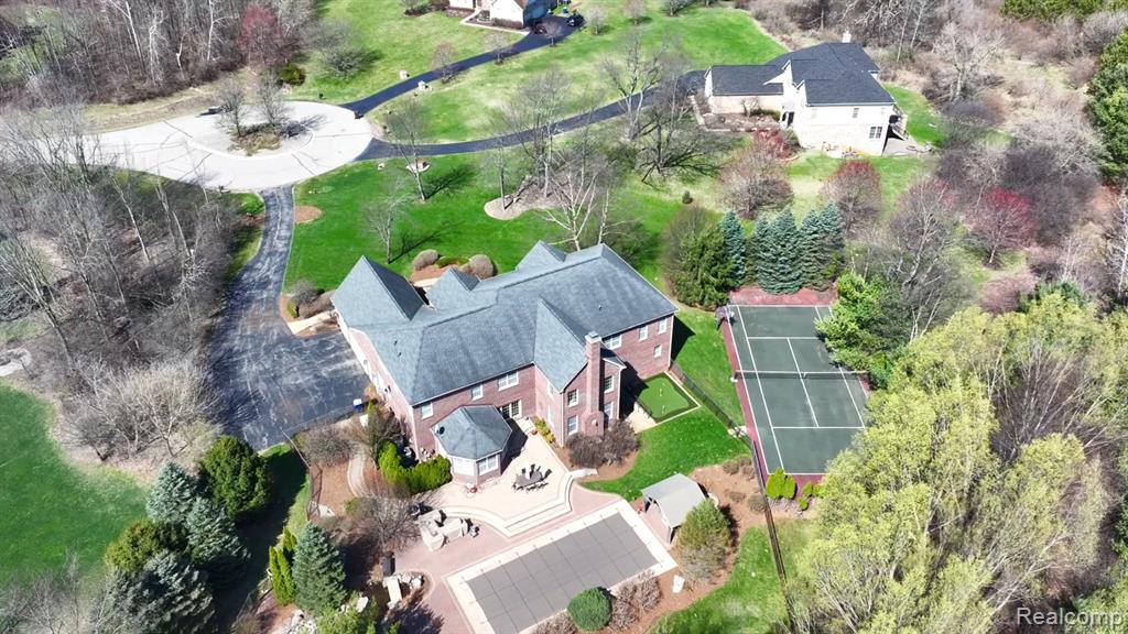 7286 Brentwood Court, Ypsilanti, MI 48198 — Photo 8