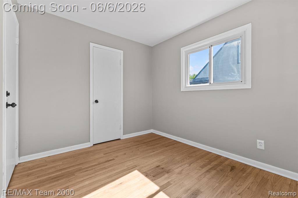 28952 Bridge Street, Garden City, MI — Photo 19