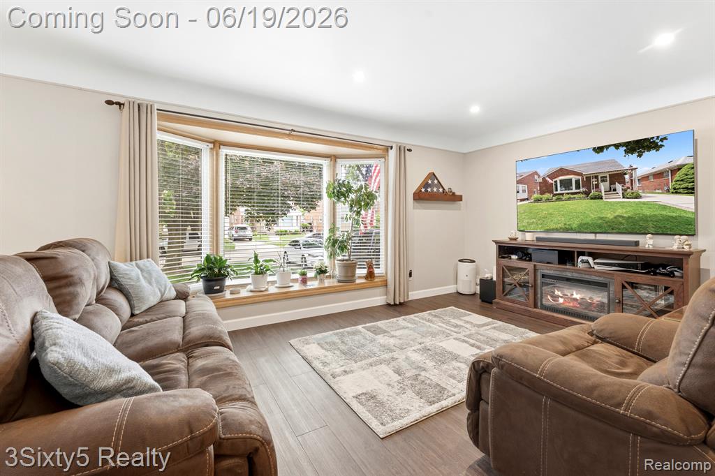 7646 Robinson Avenue, Allen Park, MI 48101 — Photo 4