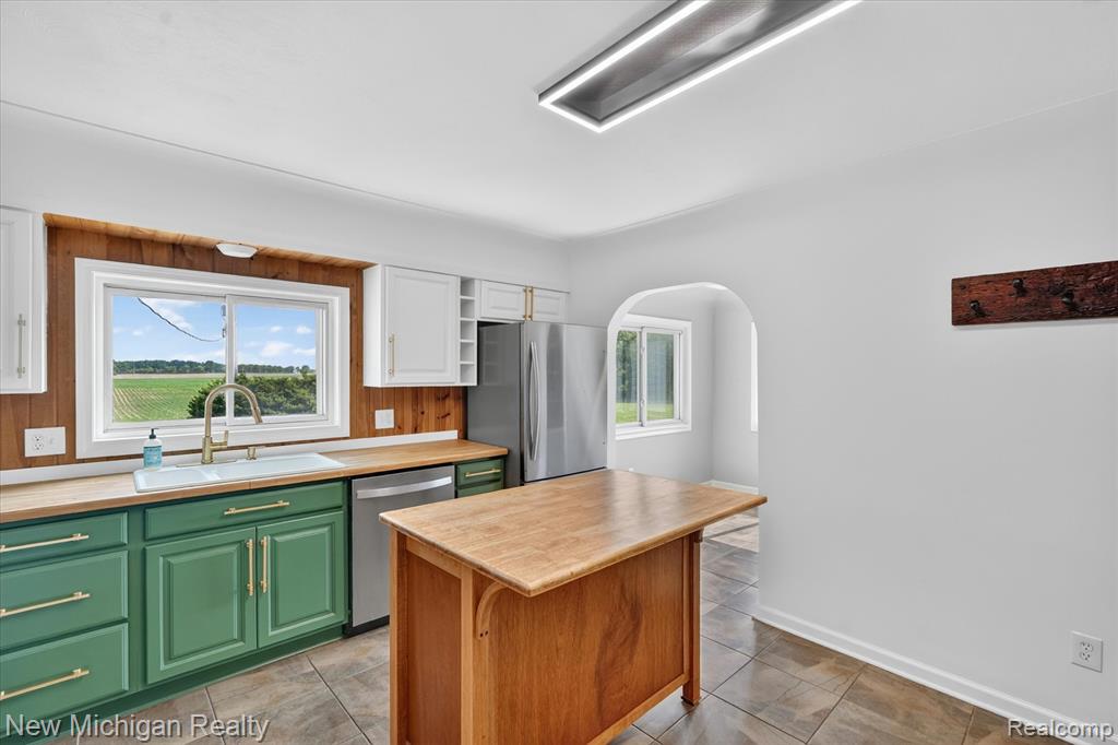 11374 Lahring Road, Byron, MI 48418 — Photo 16