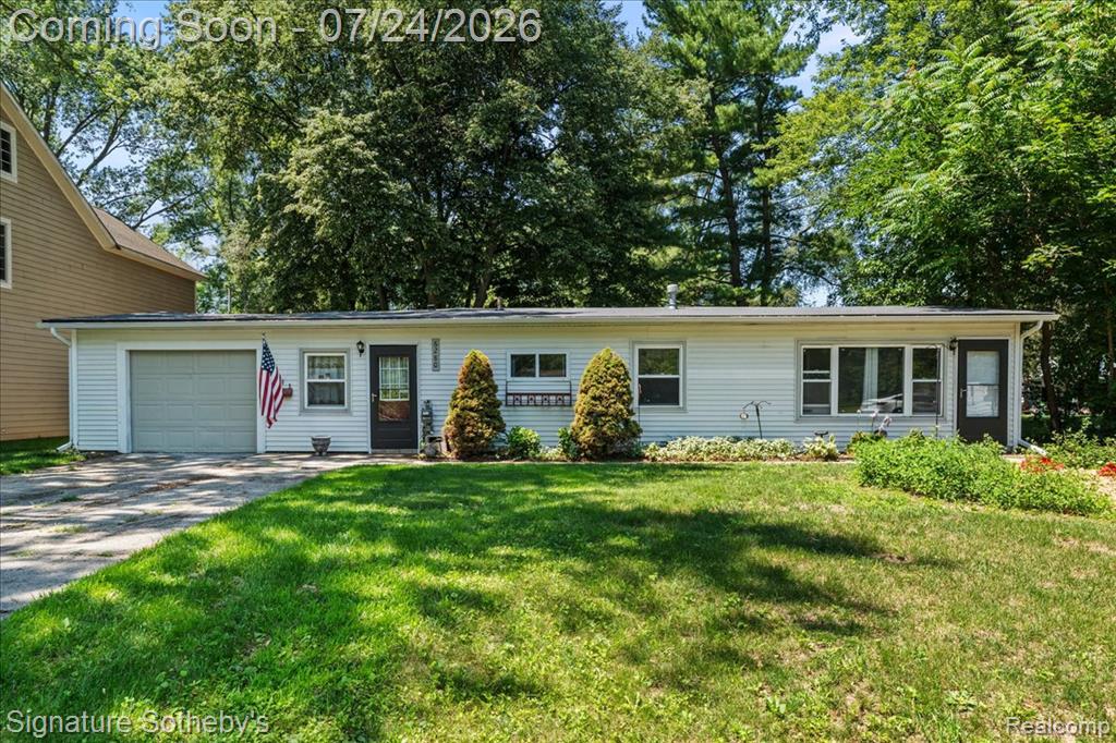 6280 Beth, Brighton, MI 48116 — Photo 2