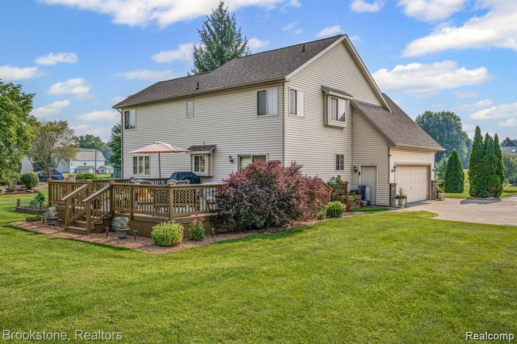 5280 Brantford Court, Grand Blanc, MI 48439 — Photo 33